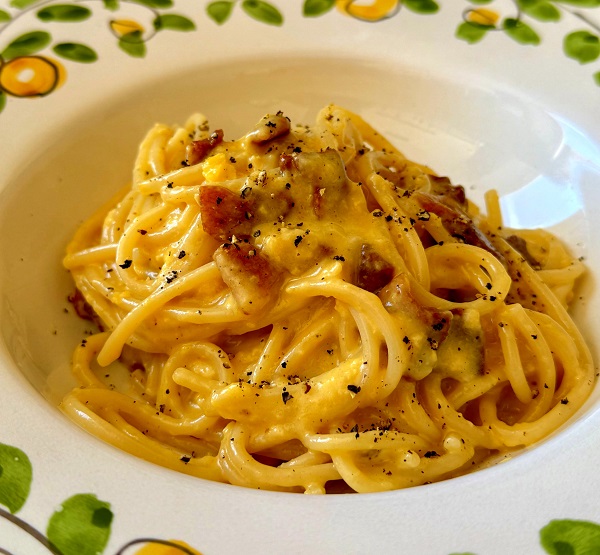 Easy Italian menu to impress guests: authentic Italian carbonara