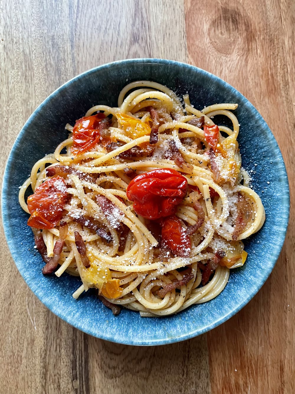 Bucatini all'amatriciana recette cuisine italienne pâtes Casa Bandera
