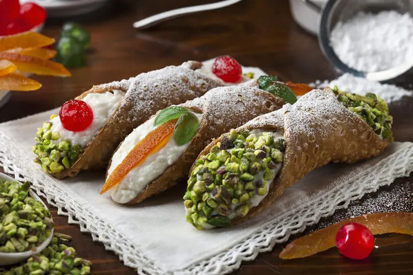 Receta postres cocina italiana cannoli