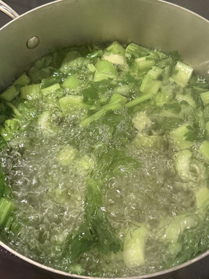 Caponata siciliana fase 2: melanzane dorate