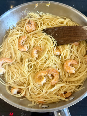 Easy and quick Italian shrimp pasta recipe – step 4