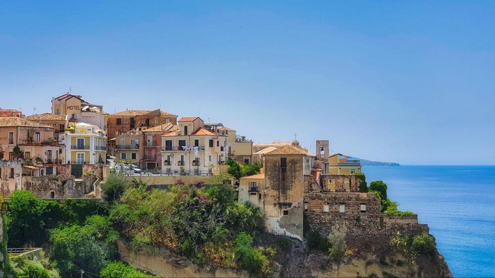 Experience the Italian art of living in Calabria