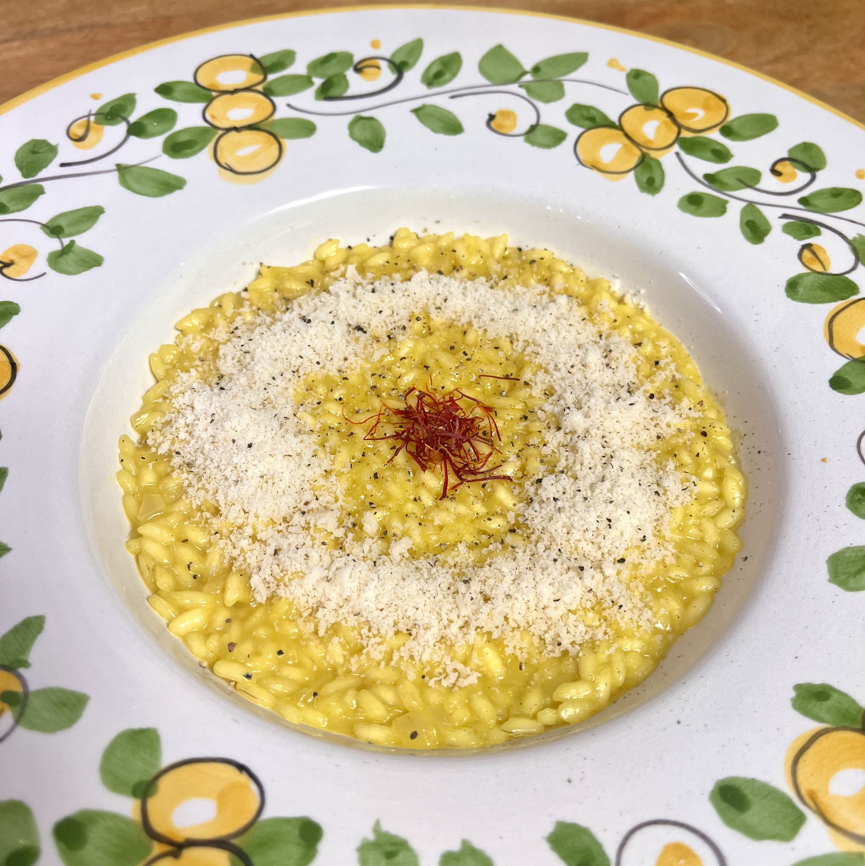 The real Italian recipe for Risotto Milanese