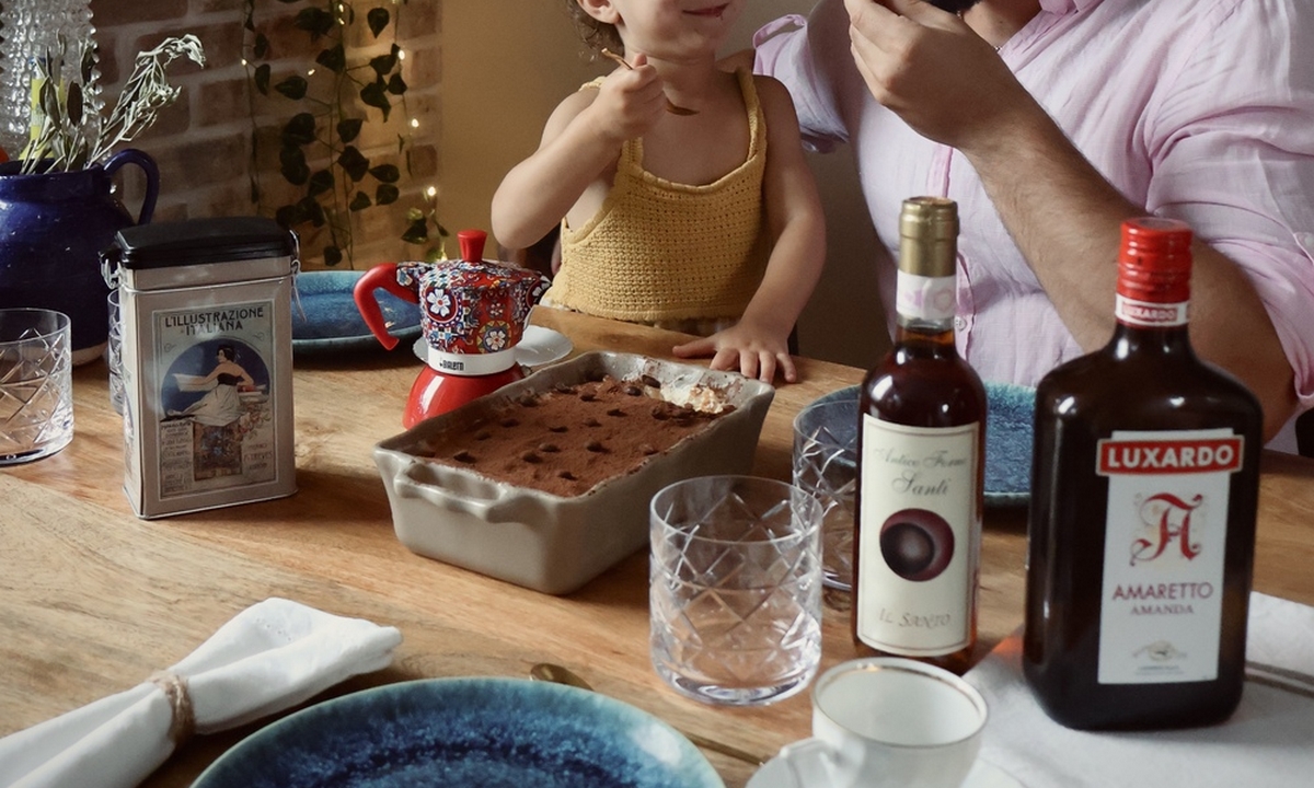 Tiramisu à l’Amaretto : Notre Recette Italienne Authentique Comme en Italie !