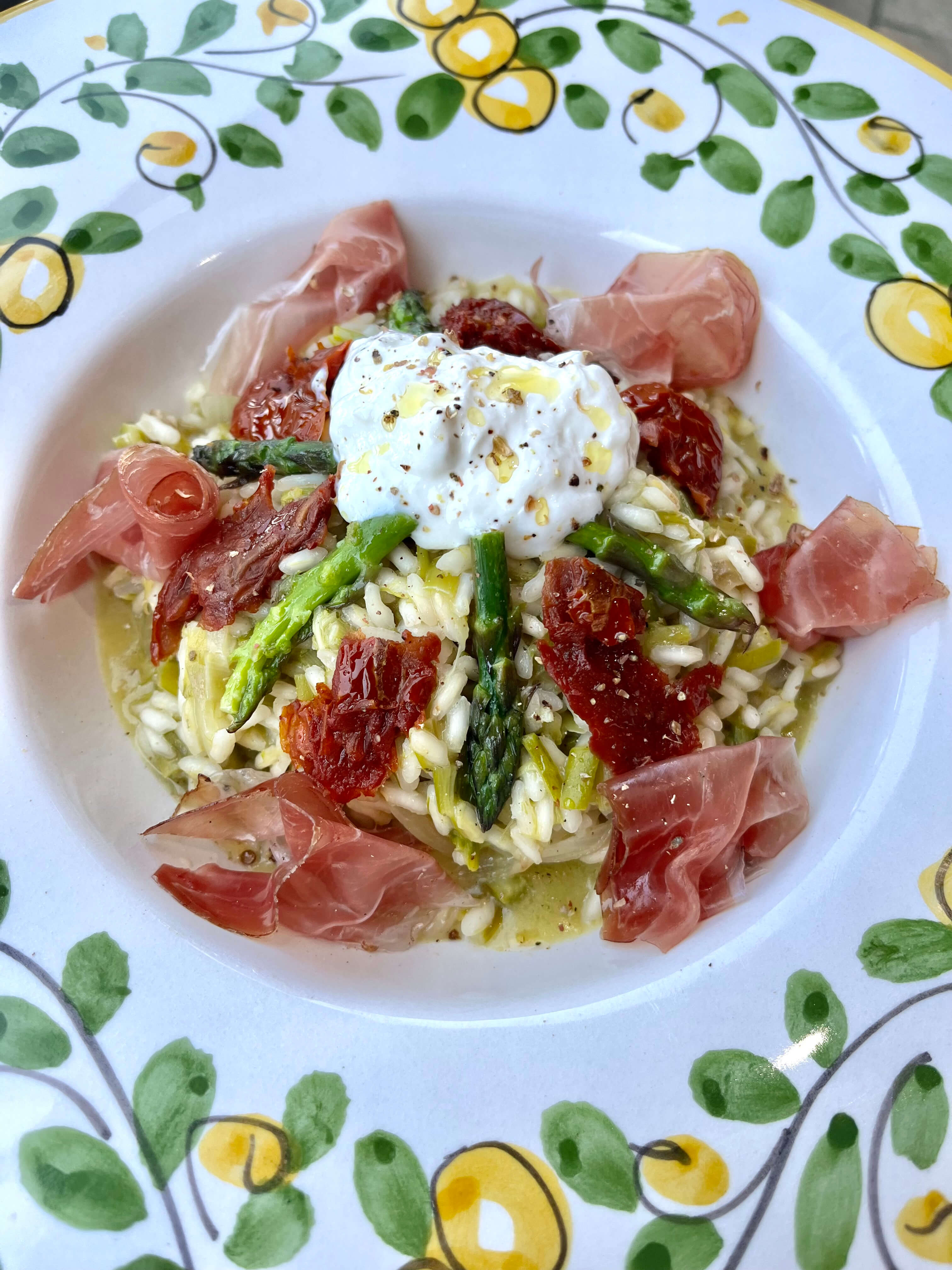 Risotto primavera con verduras de temporada
